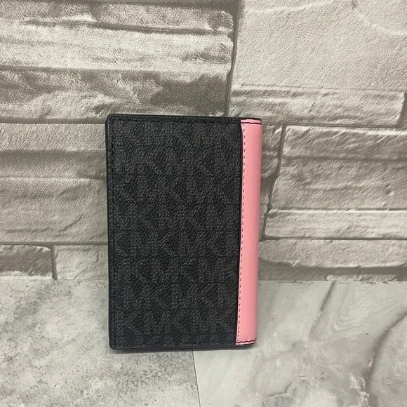 Michael Kors Cooper Colorblock Black and Pink Logo Camera Crossbody & Wallet Set - Picture 13 of 15